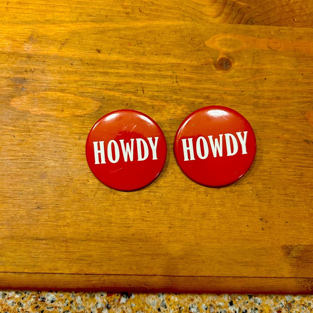2 Texas A&M Howdy buttons
